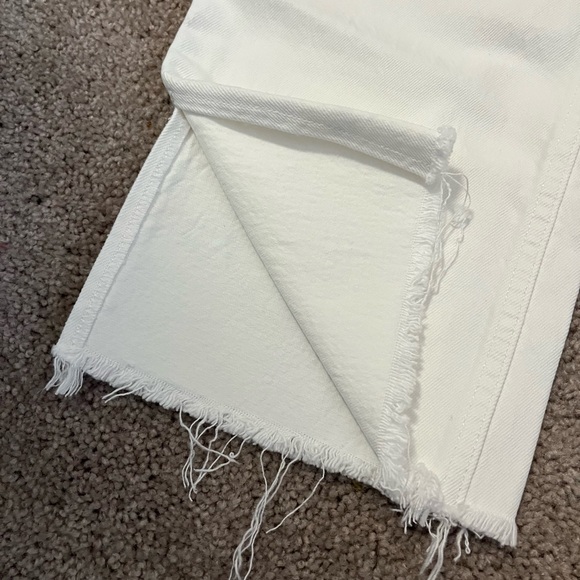 Abercrombie & Fitch White Ultra High Rise Kick Flare Jeans - Picture 4 of 5